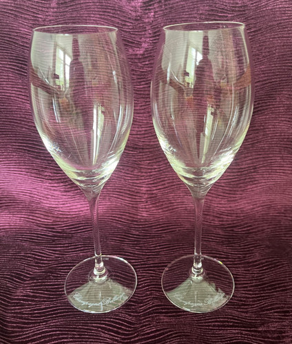 Pair genuine branded - of, co-branded